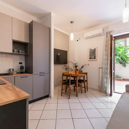 Апартаменты Casa Renate Modern With Terrace